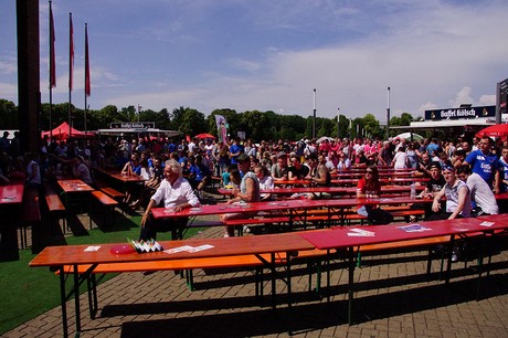 Com Together Cup